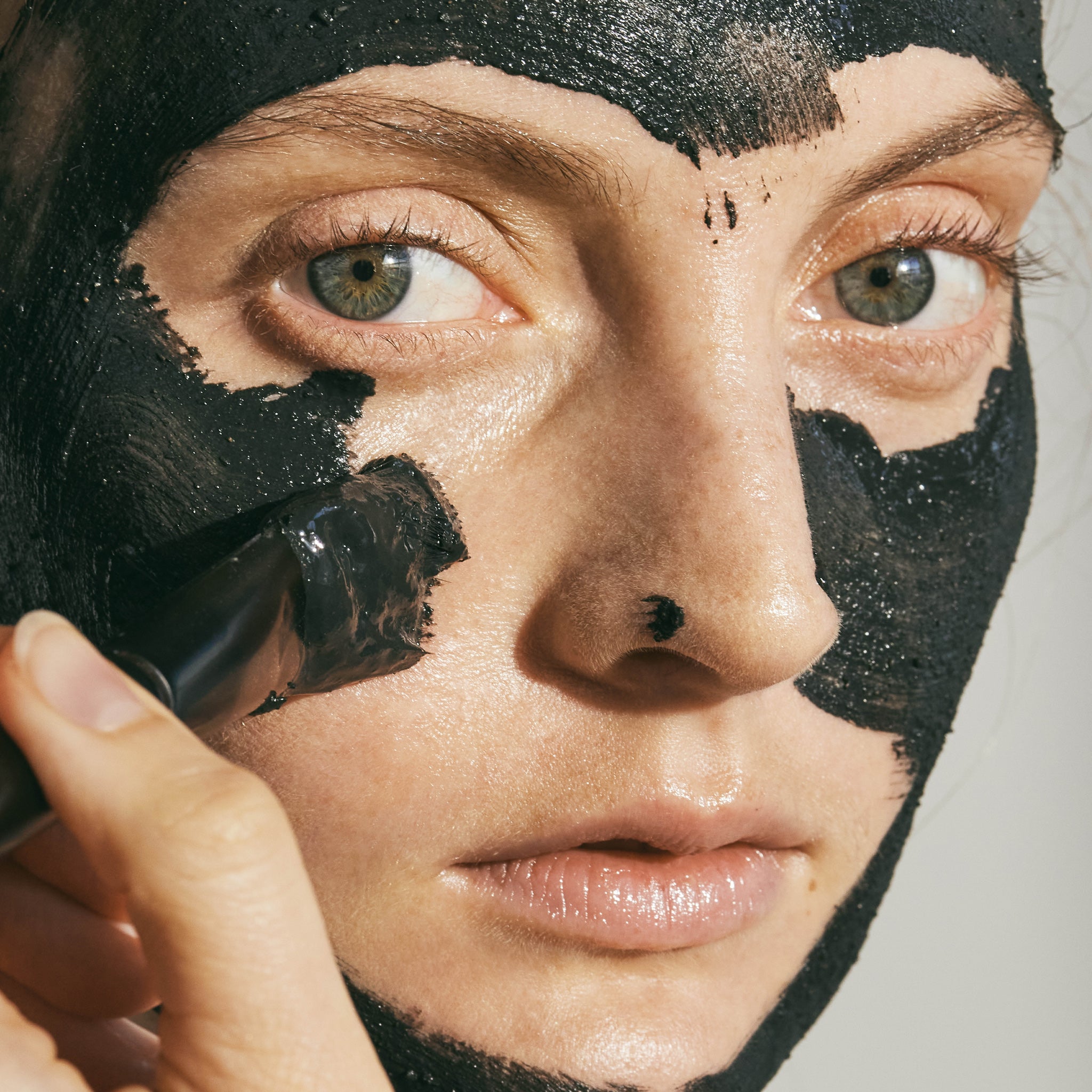 https://anganskincare.com/cdn/shop/products/Angan_Black_Lava_Face_Mask_4100x.jpg?v=1764251038