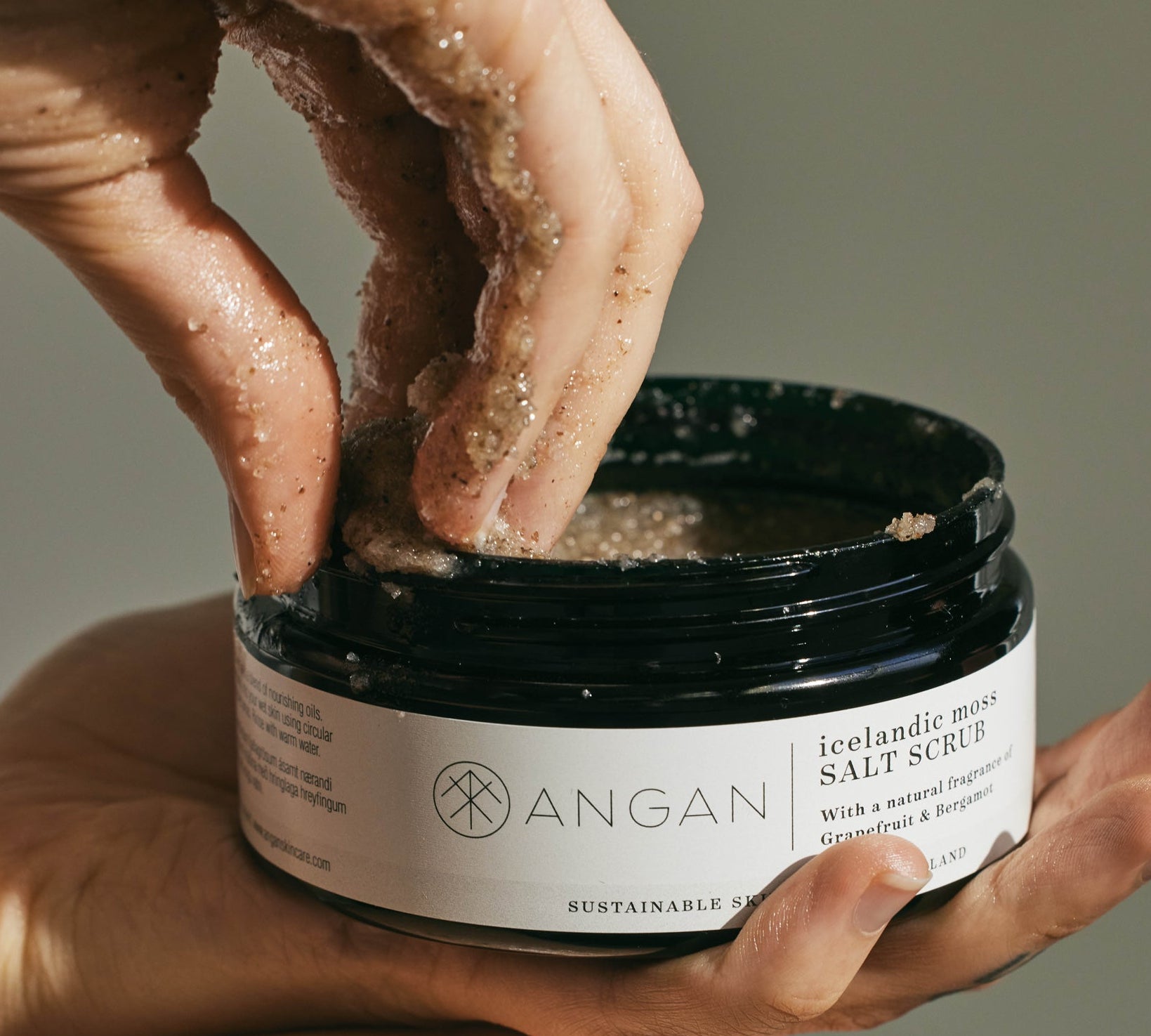 ANGAN Body Treat Duo — salt scrub and bath salt duo